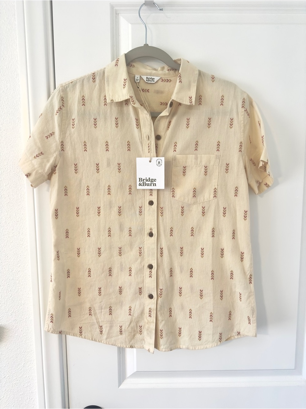 Bridge & Burn Lana Short Sleeve Button-Up Shirt Limited color-way Dune Chevron